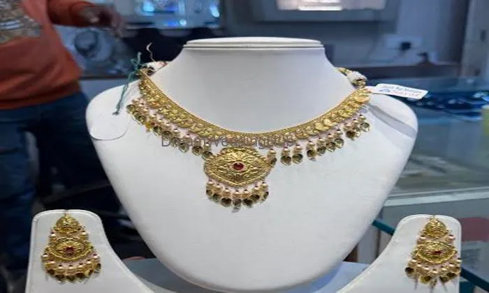 Janak Raj Mahajan Saraf - Best Jewellers In Dhariwal Punjab India