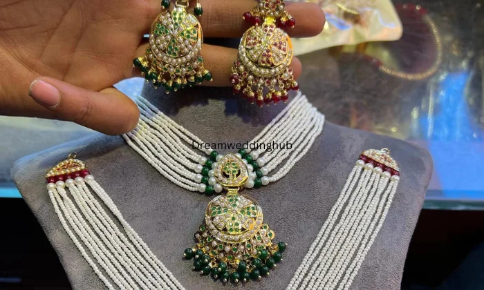 Jewellery Sr