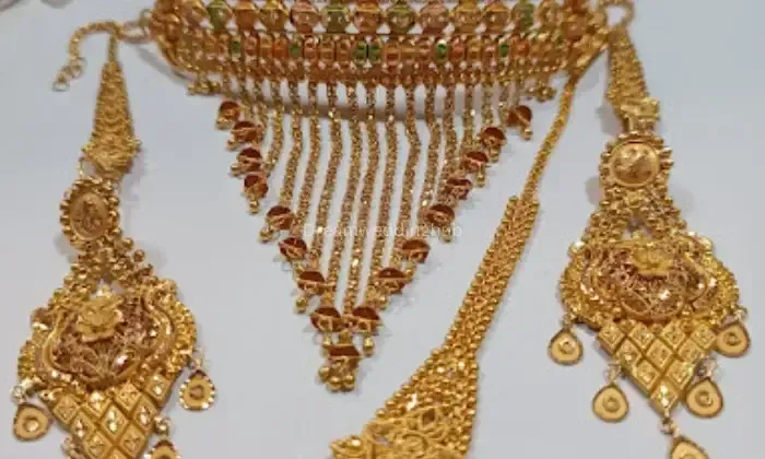 Jewels Of Jaipur
