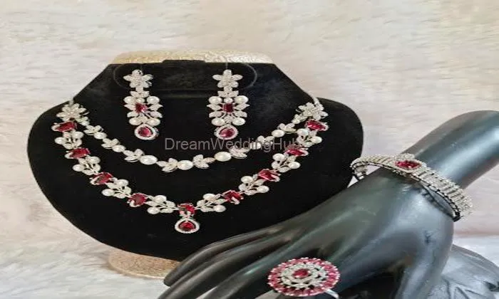 Jewelskreation Exclusive Jewelry Store