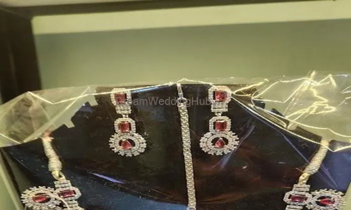 Jhumka Junction