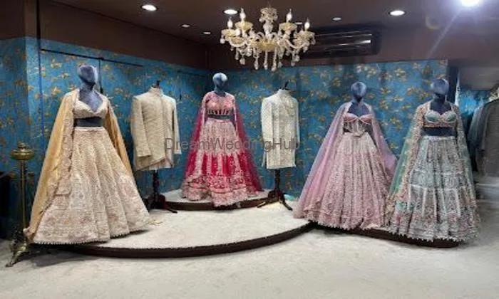 Jigar & Nikita - Mumbai Flagship Store