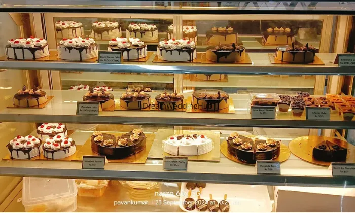 Just Frosted Bakery 