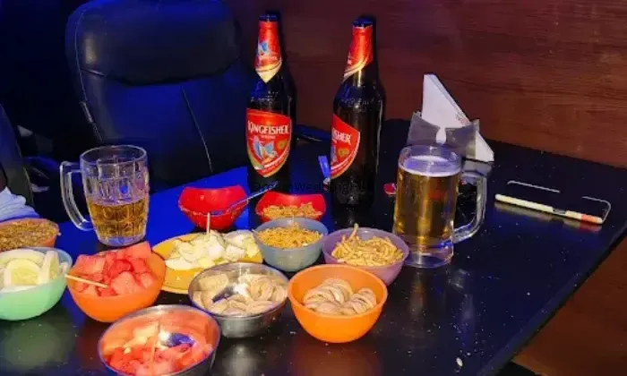 Kadal Bar