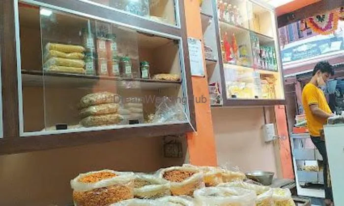 Kailash Namkeen Bhandar