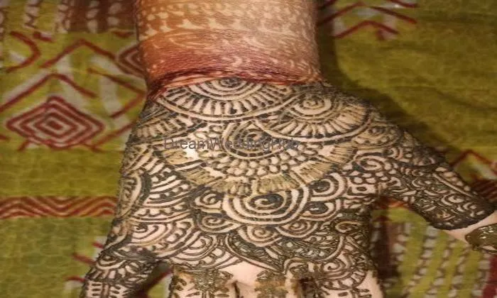 Kajal Mehandi Artist.