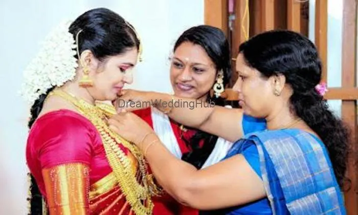 Kalabham Ladies Beauty Parlour