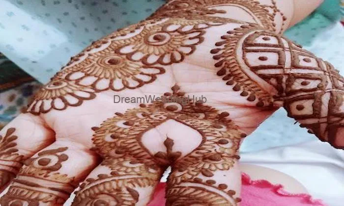 Kalakar Mehendi Artist (henna)