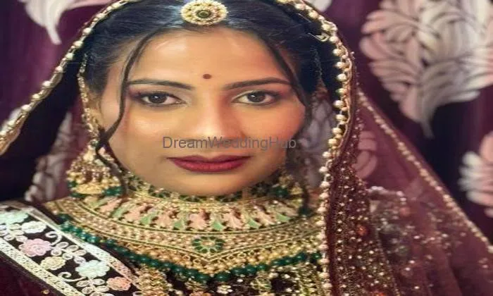 Kanak Beauty Parlour