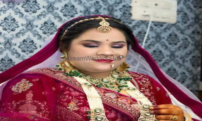 Kanak Beauty Salon Kanak Beauty Salon