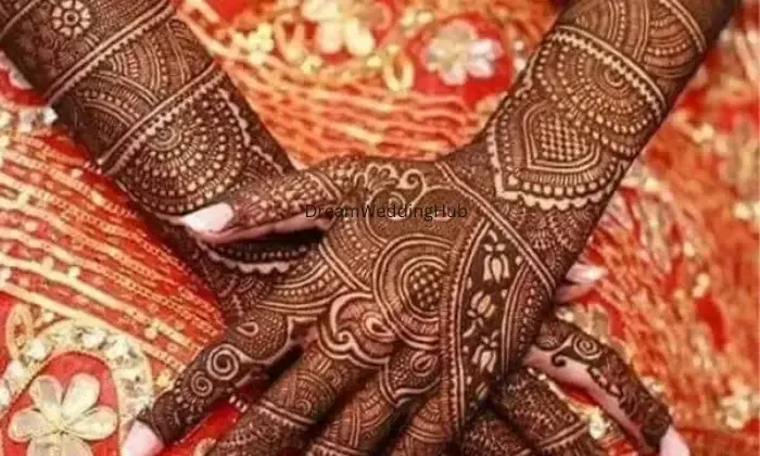 Kartik Mehndi Art Faridabad