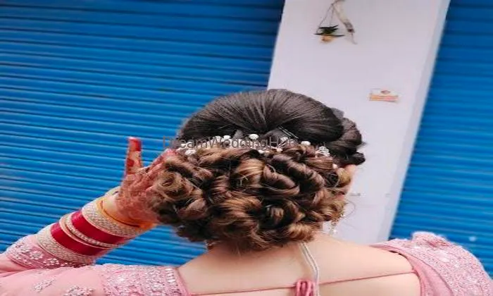 Kashish Beauty Salon