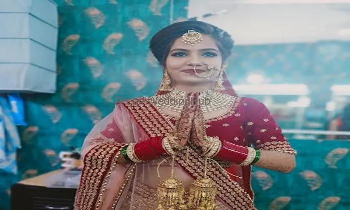 Kavita Beauty Parlour