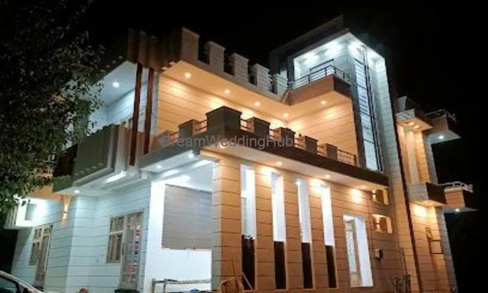 Kavita Embroidery Centre And Clothes Merchant