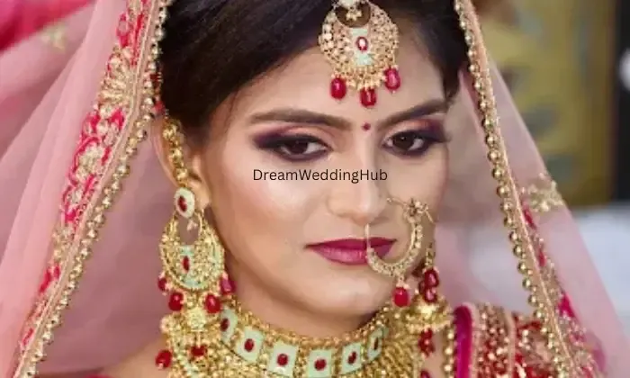 Kavita S Essence Makeovers