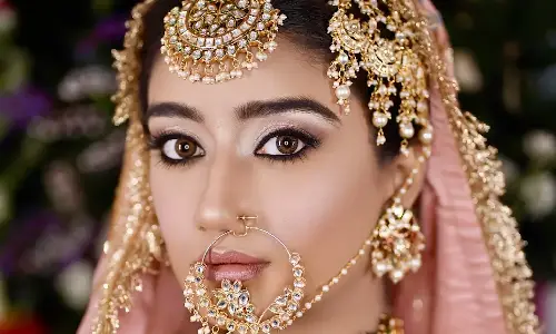 Kavitaseth.artistry Makeup Artist Kavitaseth.artistry Makeup Artist