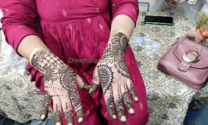 Kavya Salon