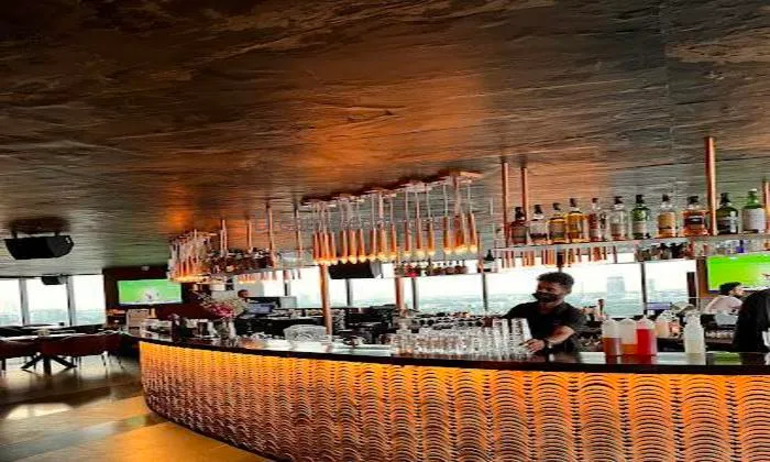 Kazé Bar & Kitchen
