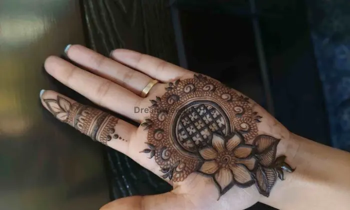Kd Mahendi & Makeup