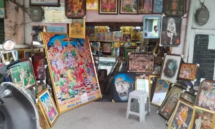 Keerthana Photo Frames