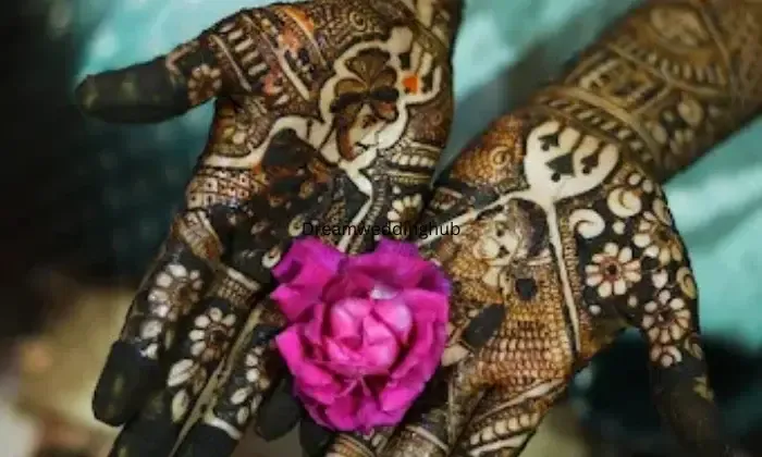 Khushboo Mehandi Artist