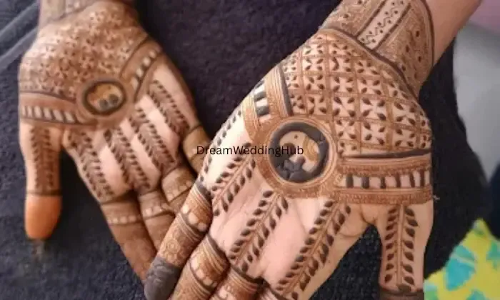 Kiara Mehendi Art