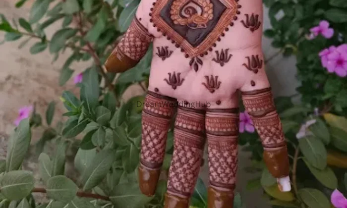 Kiara Mehendi Art