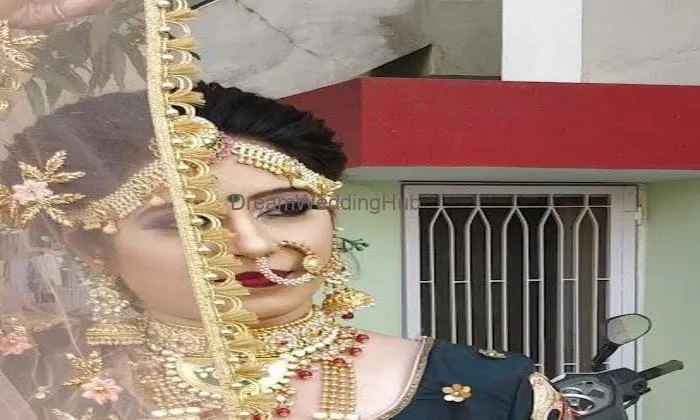 Kinjal Beauty Parlor