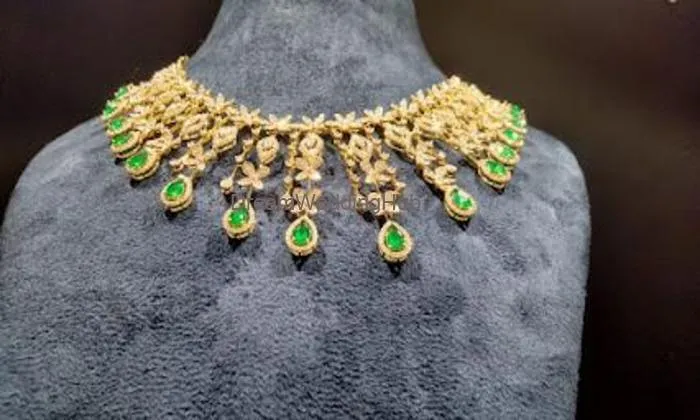 Kisna Diamond & Gold Jewellery - Lucknow Kisna Diamond & Gold Jewellery - Lucknow