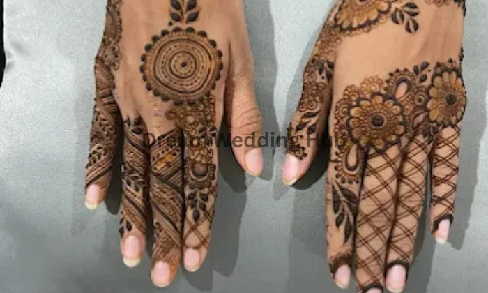 Kk Mehndi And Nail Artist