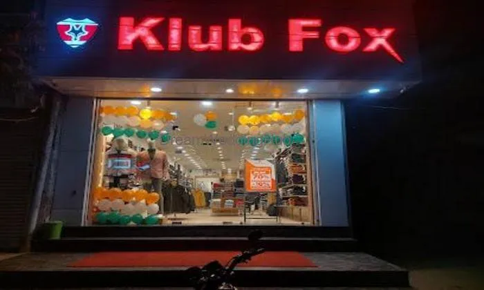 Klub Fox | Adarsh Nagar | Gangapur