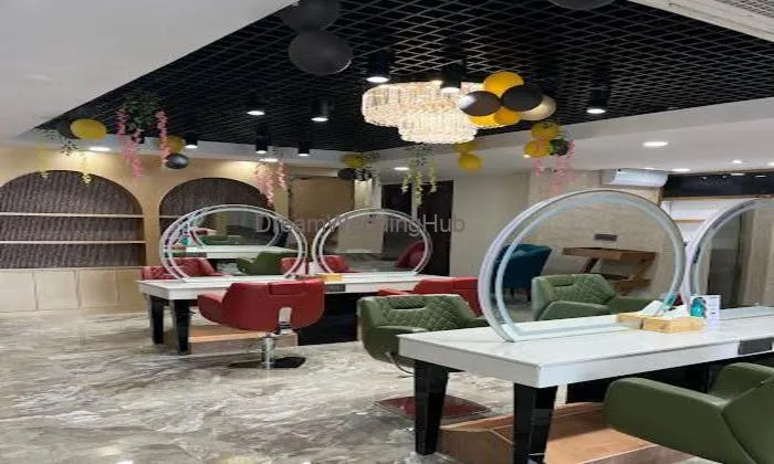 Knuckout Unisex Salon | Beauty And Makeup Academy In Bathinda