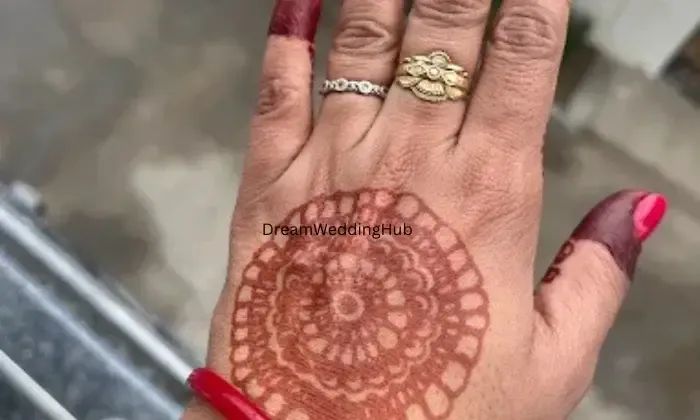 Kolkata Mehendi  Artist   Shreya