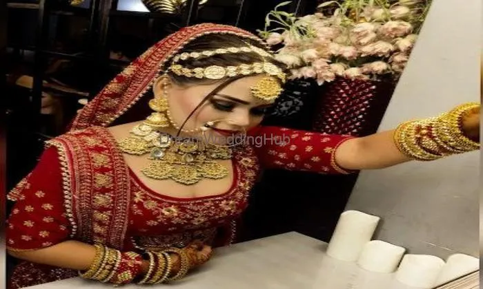 Komal Makeover And Academy Komal Makeover And Academy