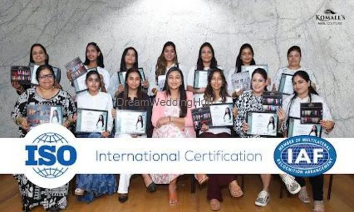Komalls Nail Couture - Best Nail Salon And Academy In Pune