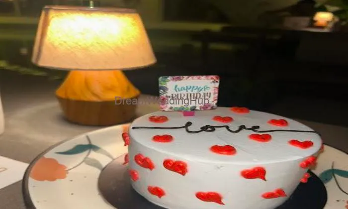 Komal's Cake Shopee