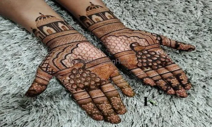 Krishna Mahendi & Classes