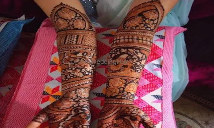 Krishna Mehandi Art Krishna Mehandi Art