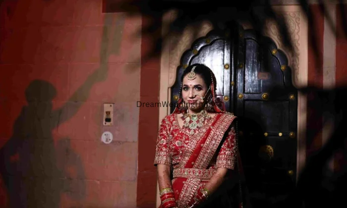 Kritiv Makeovers