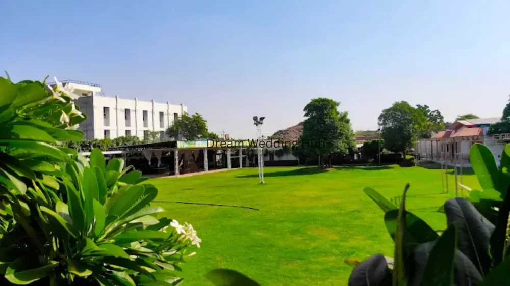 Kuber Garh Resort