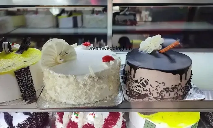 La Creme Bakery Cafe
