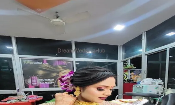 La Parul Ladies Beauty Spa And Salon-kalpana