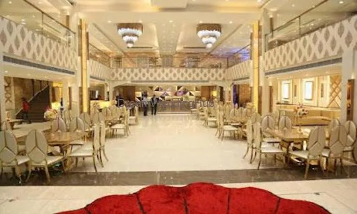 La Platinum Banquet Hall