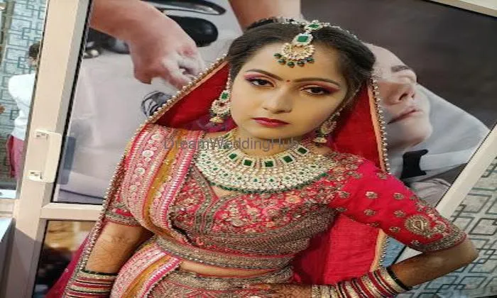 Lado Rani Makeover And Academy Lado Rani Makeover And Academy