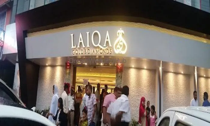 Laiqa Gold & Diamonds Manathavady