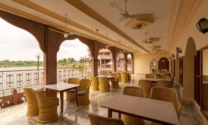 Lake View Hotel