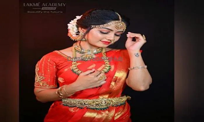 Lakme Academy - Hosur
