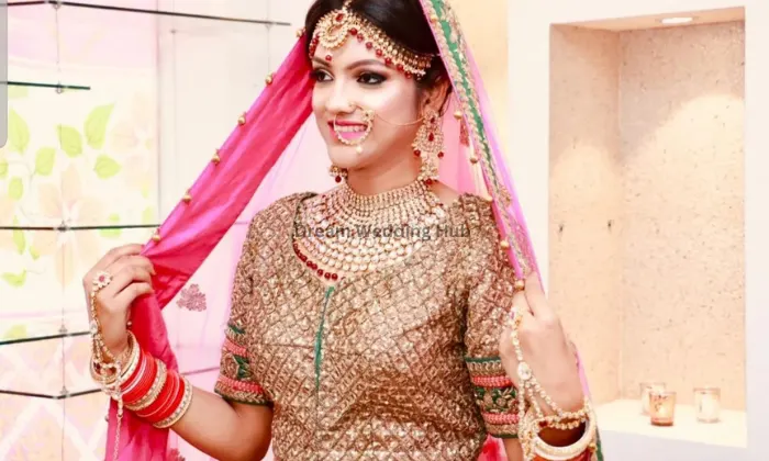 Lakshita Popli Makeup Artist