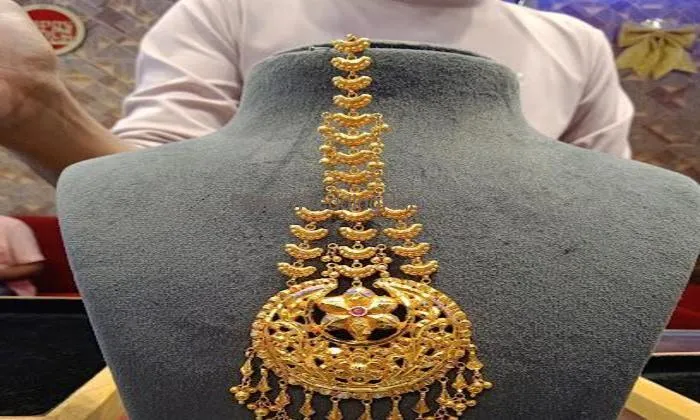 Lala Taraknath Jewellers