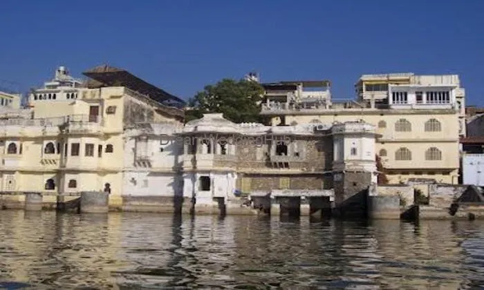 Lalghat Haveli , Lalghat Cafe & Restaurant ( Hotel Lalghat, Lalghat Guest House)